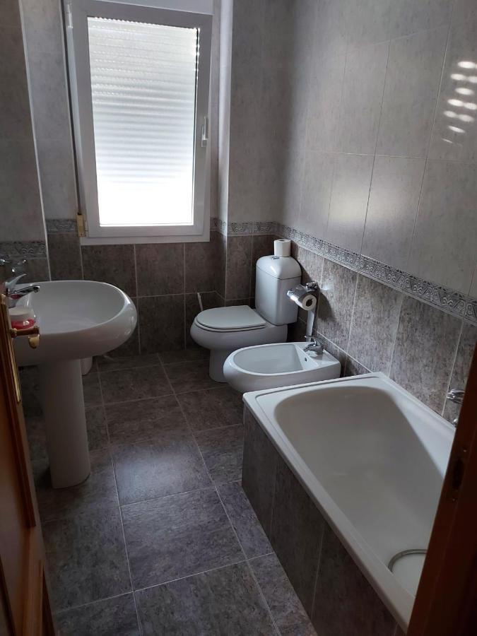 Hostal Linares Villanueva de Argaño Εξωτερικό φωτογραφία