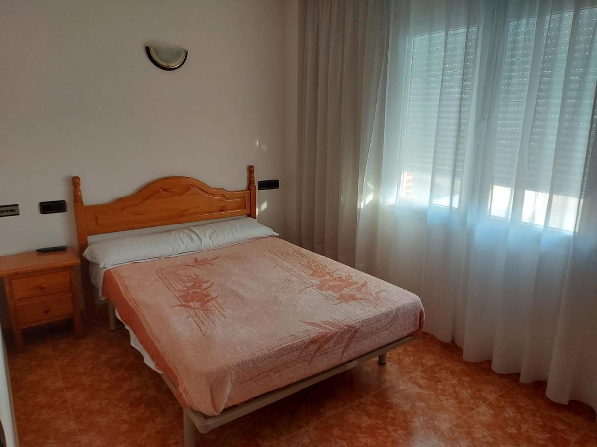 Hostal Linares Villanueva de Argaño Εξωτερικό φωτογραφία
