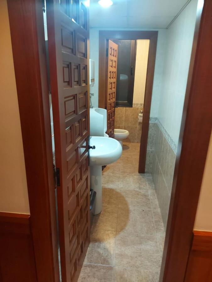 Hostal Linares Villanueva de Argaño Εξωτερικό φωτογραφία